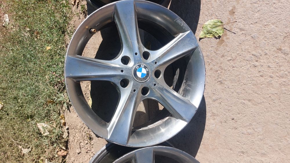 Продам диски БМВ R16