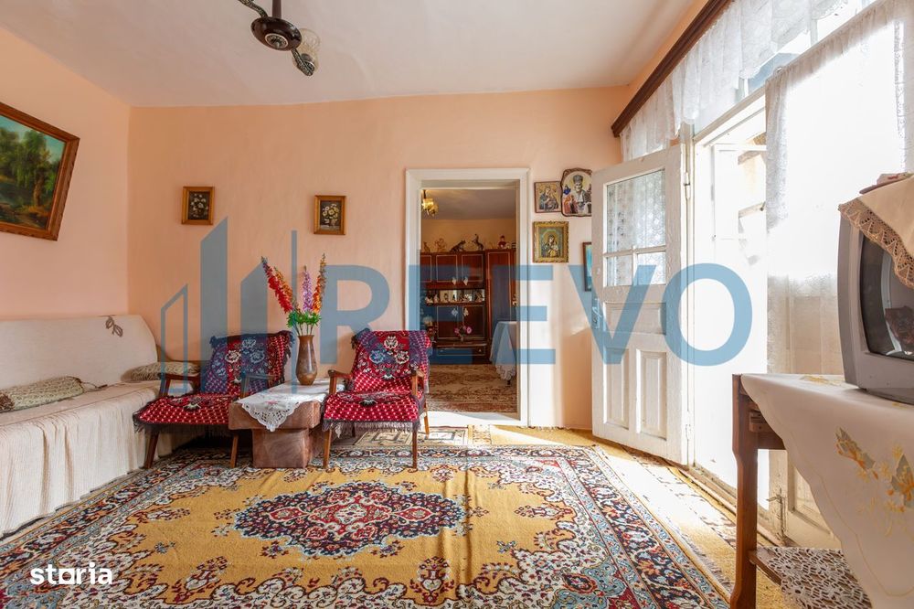 Casa si teren 3365mp Sascut