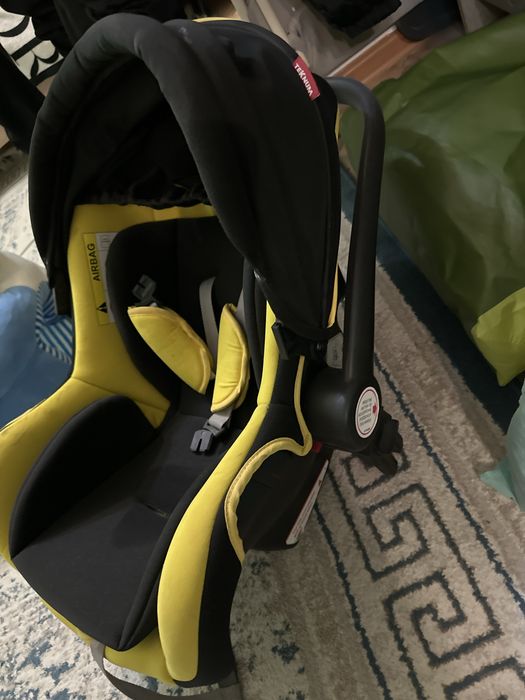 Продам автокресло