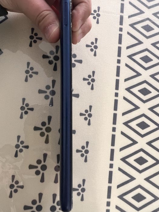 Samsung A03s продам срочно (: