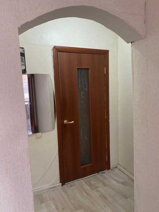 Сдается квартира в 12 микрн