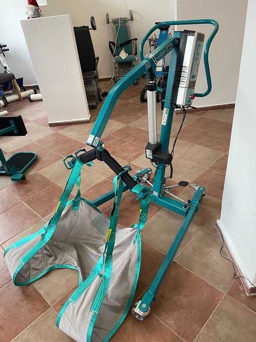 Вертикализатор и Лифтер 2 в 1 за трудноподвижни хора AKS