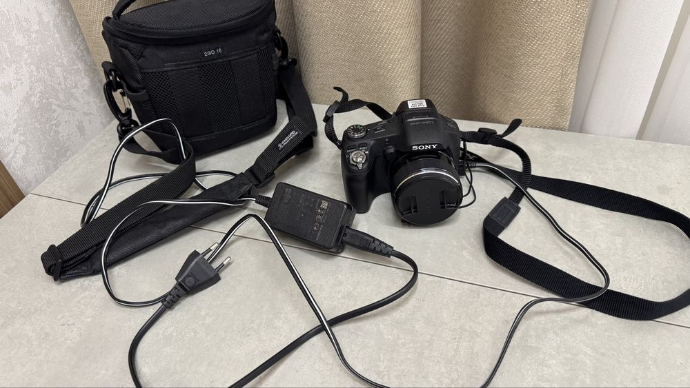Продам фотоаппарат Sony Cyber-shot DSC-HX100V