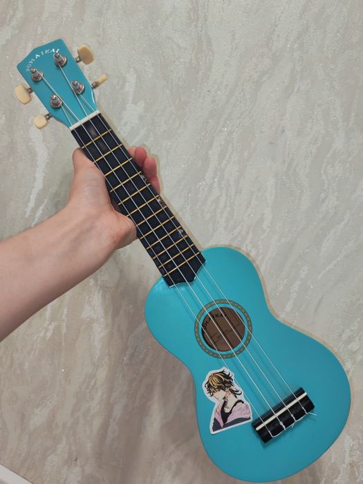 Продам укулеле в хорошем состоянии