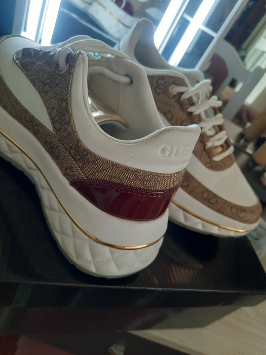 Дамски сникърси Guess