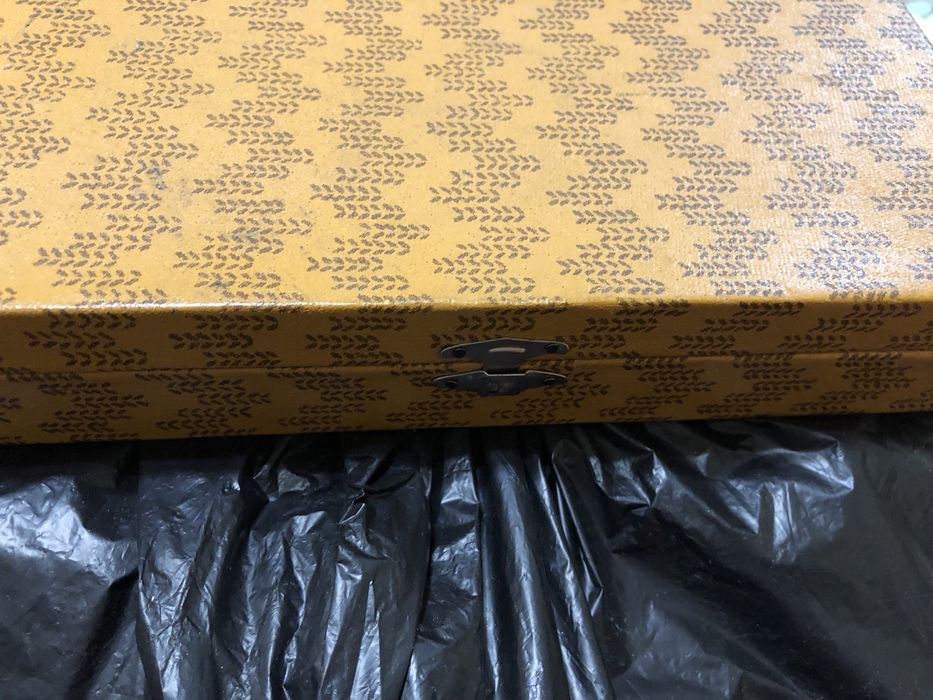 Продаются посеребренные вилки.