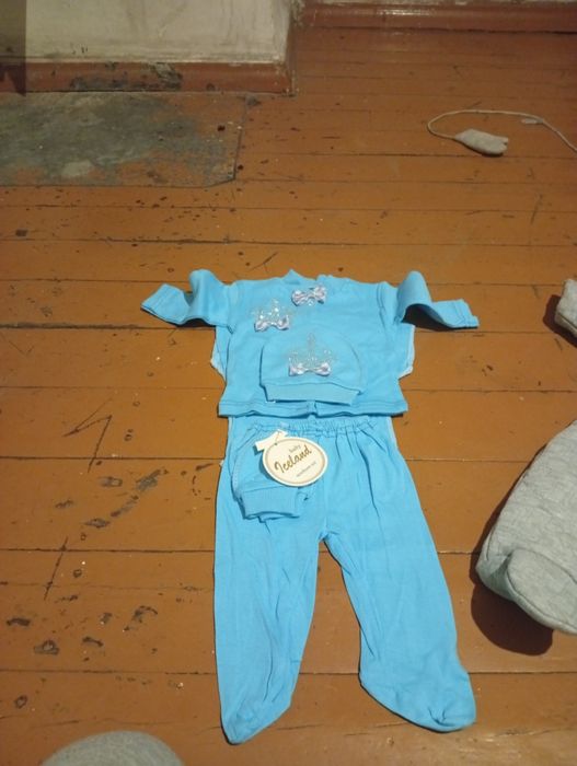 Отдам бесплатно вещи