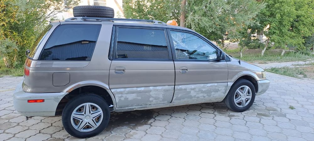 Митсубиси Спэйс Вагон автомат