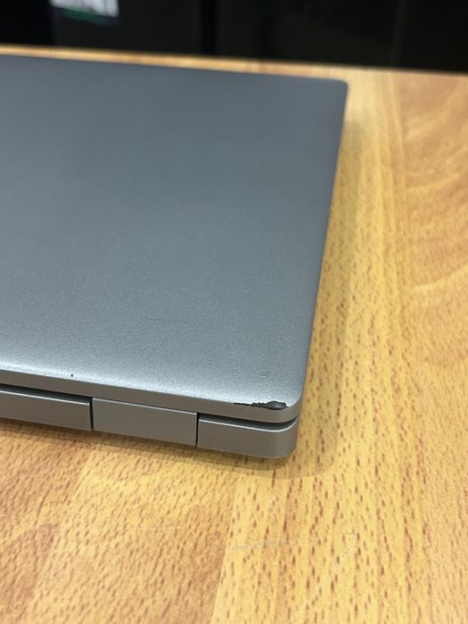 Лаптоп Dell i5 10-th gen./16GB RAM/256GB с 3 месеца гаранция!