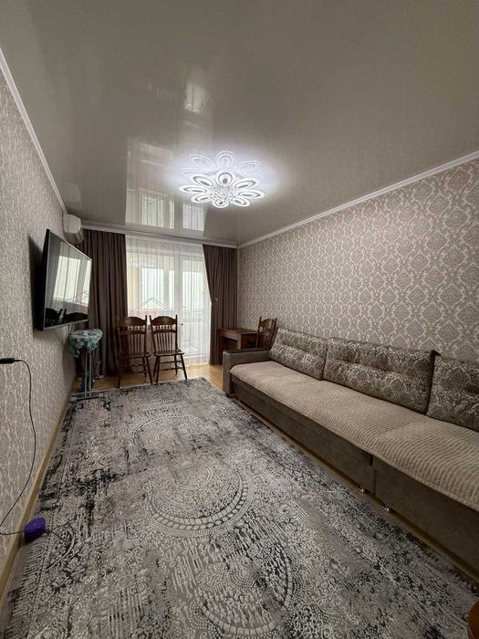 2-комн. квартира, 50.5м², 6-й микрорайон.