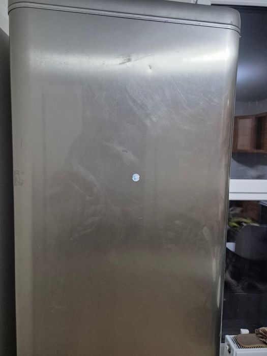 Холодилник срочна продожа