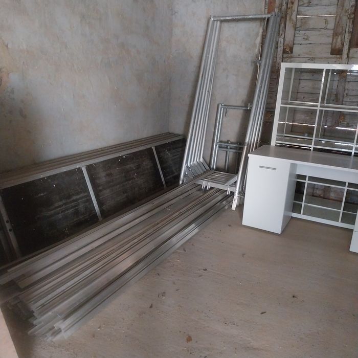 Schela patru nivele aluminiu.