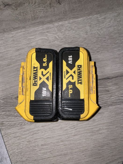 Батерии DEWALT 18V