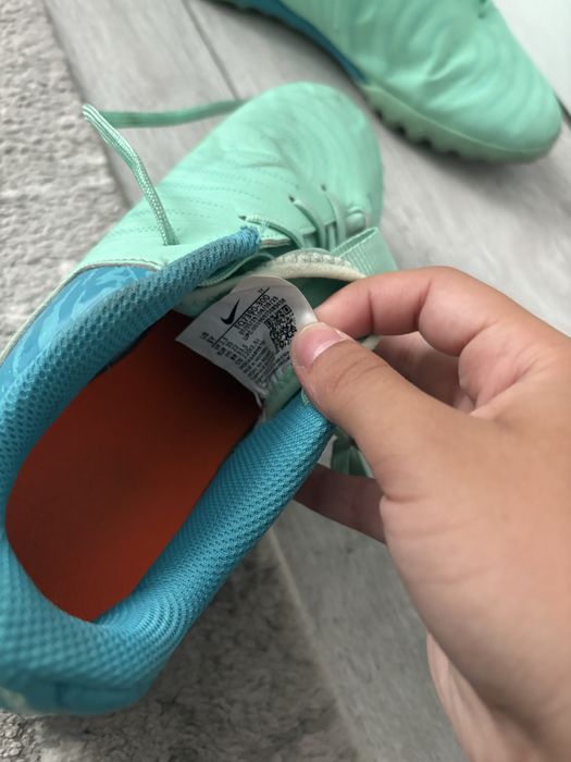 Ghete Fotbal Nike 35