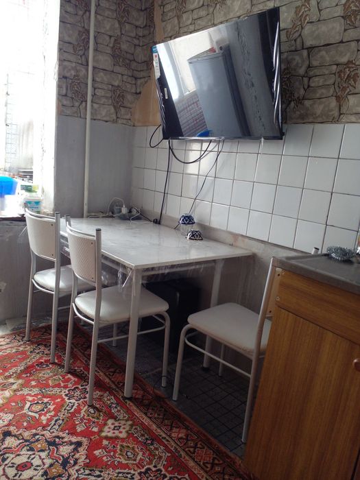 Квартира кизларга аёллар срочна 2 та киз керак Олмазор туман