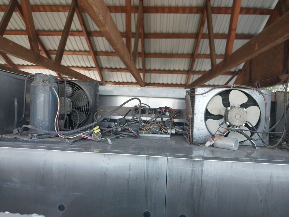 Продам холодильник