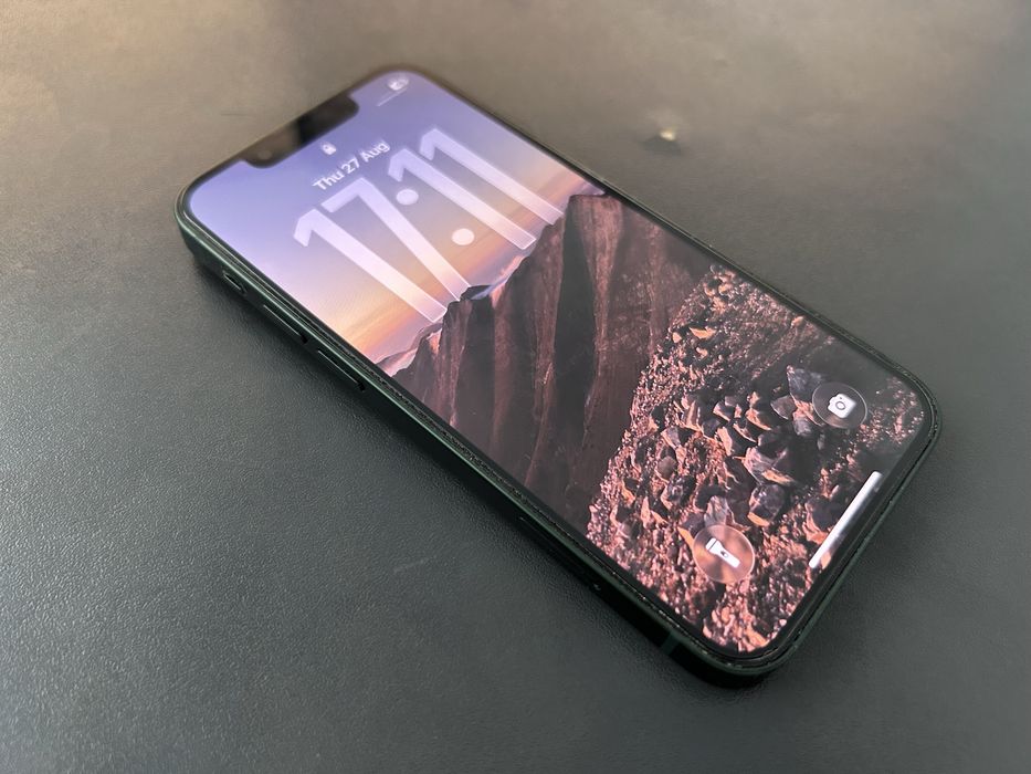 iPhone 13 mini
