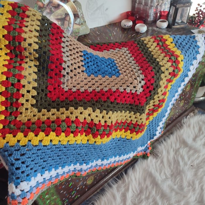 Ръчно изработено покривало