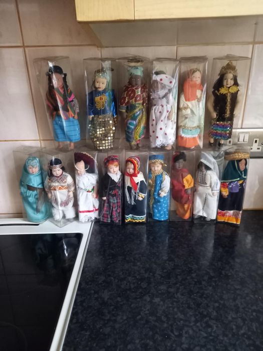 Papusi din portelan de colectie