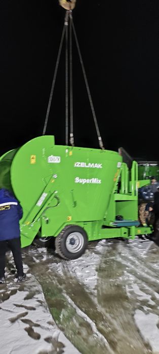 Кормораздатчик. Миксер