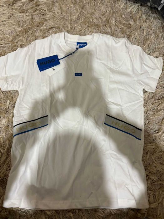 tricou hugo model 2026