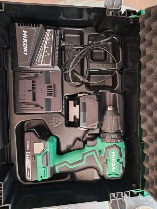 Професионален безчетков акумулаторен винтоверт HiKOKI (Hitachi) DS18DD