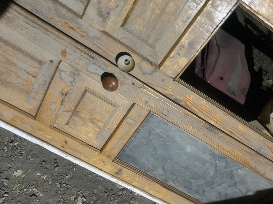 Дверь продам продам