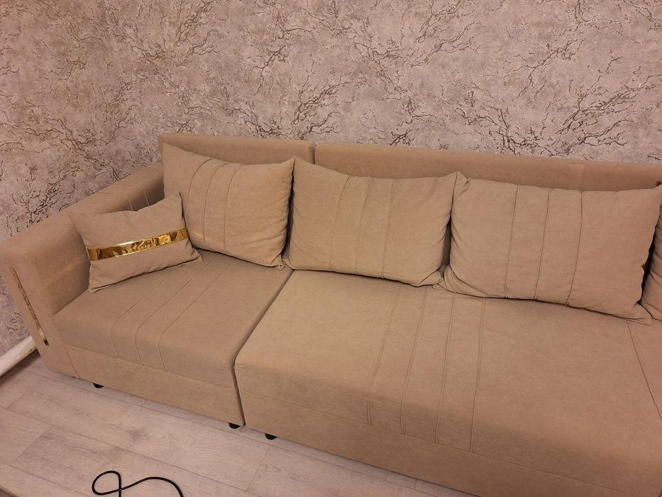 Продам новый диван!срочно!3 метра!