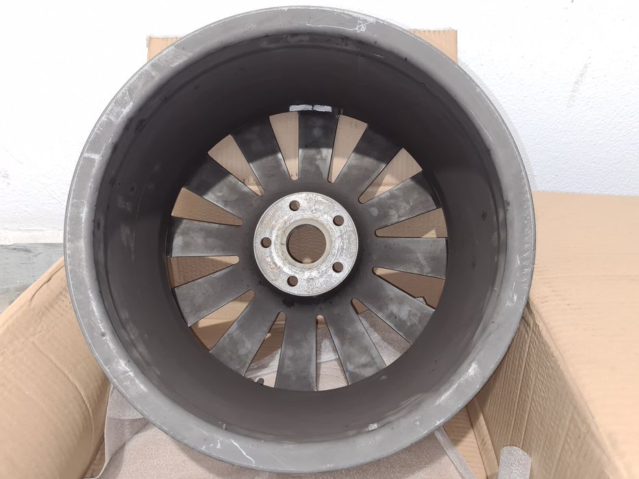 Оригинални джанти Ауди А4 А6 А8 18 цола S8 ковани VW 5X112 С лайн