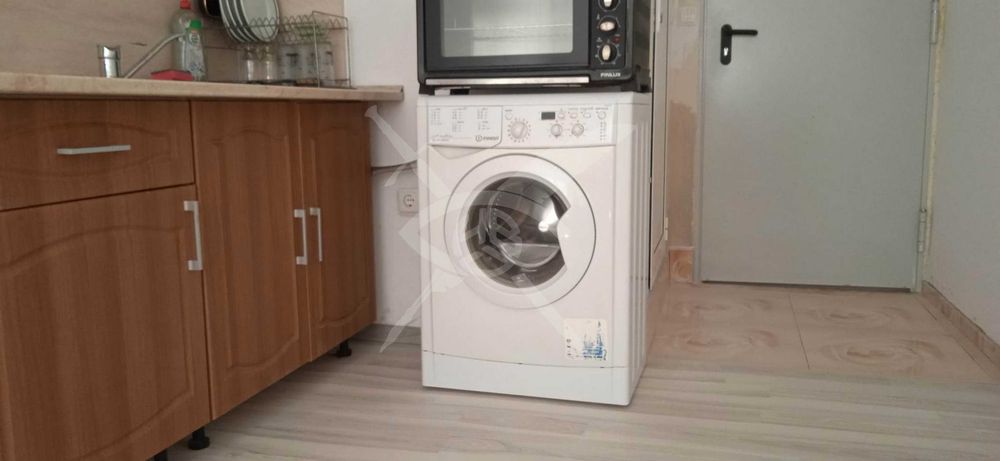 Дава се под наем Едностаен апартамент в Варна, Владислав Варненчик - 30 кв.м за 175 € - Снимка #1