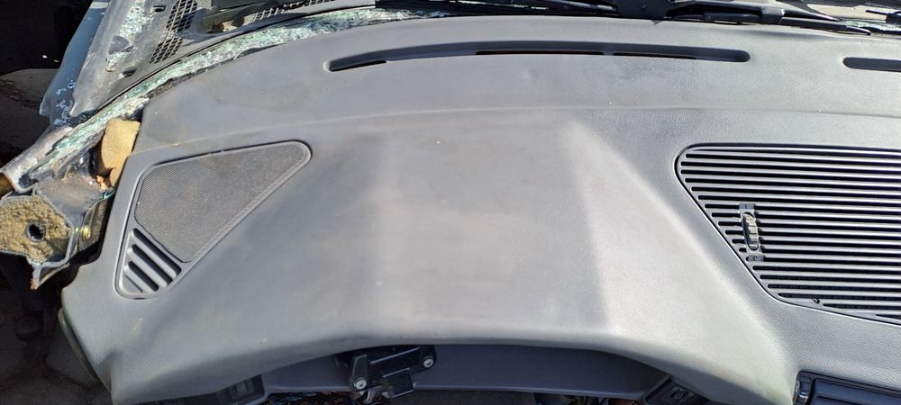 Серая панель на бмв е34