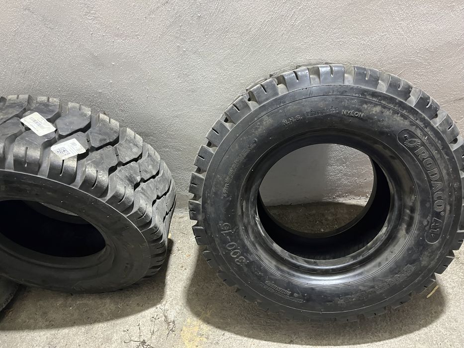 Шины на вилочный погрузчик