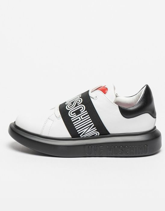 Adidasi Love Moschino