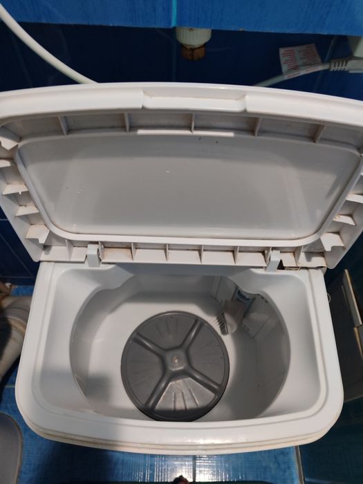 Мини кирмошина сотилади