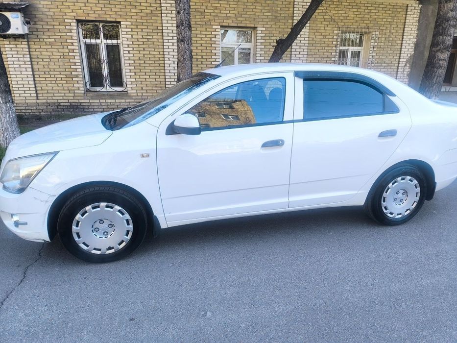 Продаётся. Кобалт 2013.год краска завод