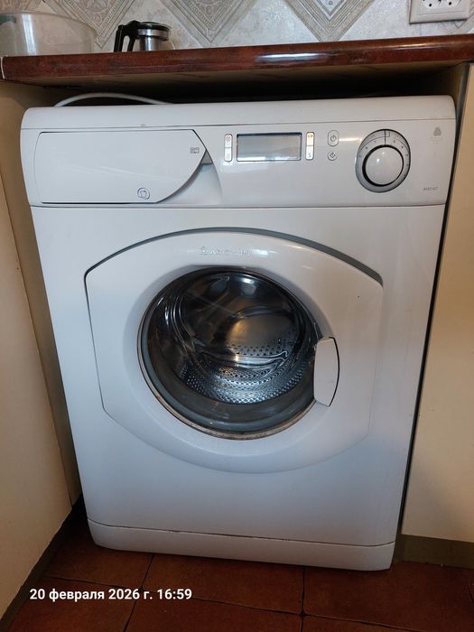 Стиральная машина Ariston