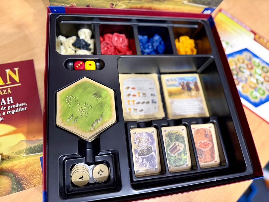 Joc CATAN – Experiența strategică care aduce oamenii împreună