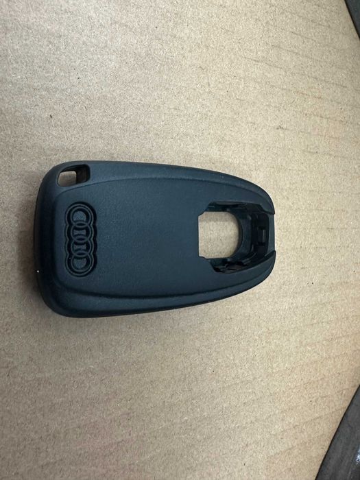 Допълнителен ключ AUDI пластмасов