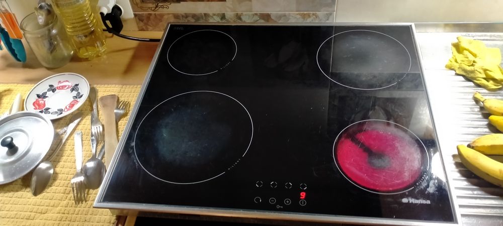 Варочная поверхность Hansa