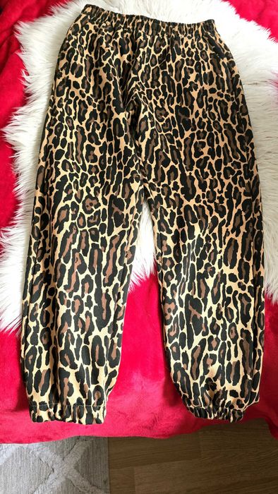 Zara pantaloni