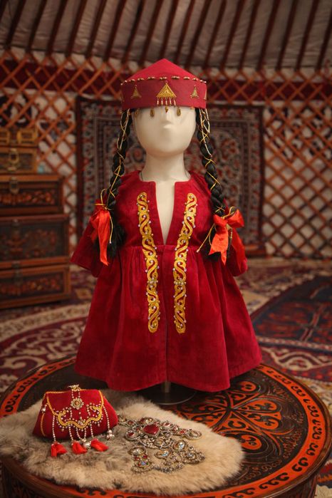 Детский ұлттық киімдер