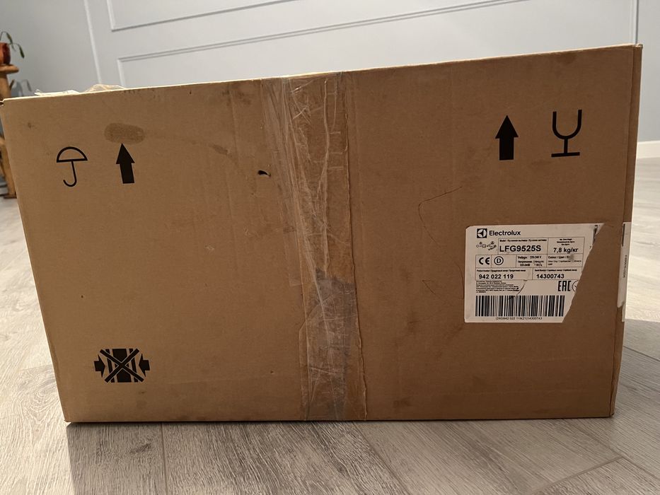 Вытяжка новая