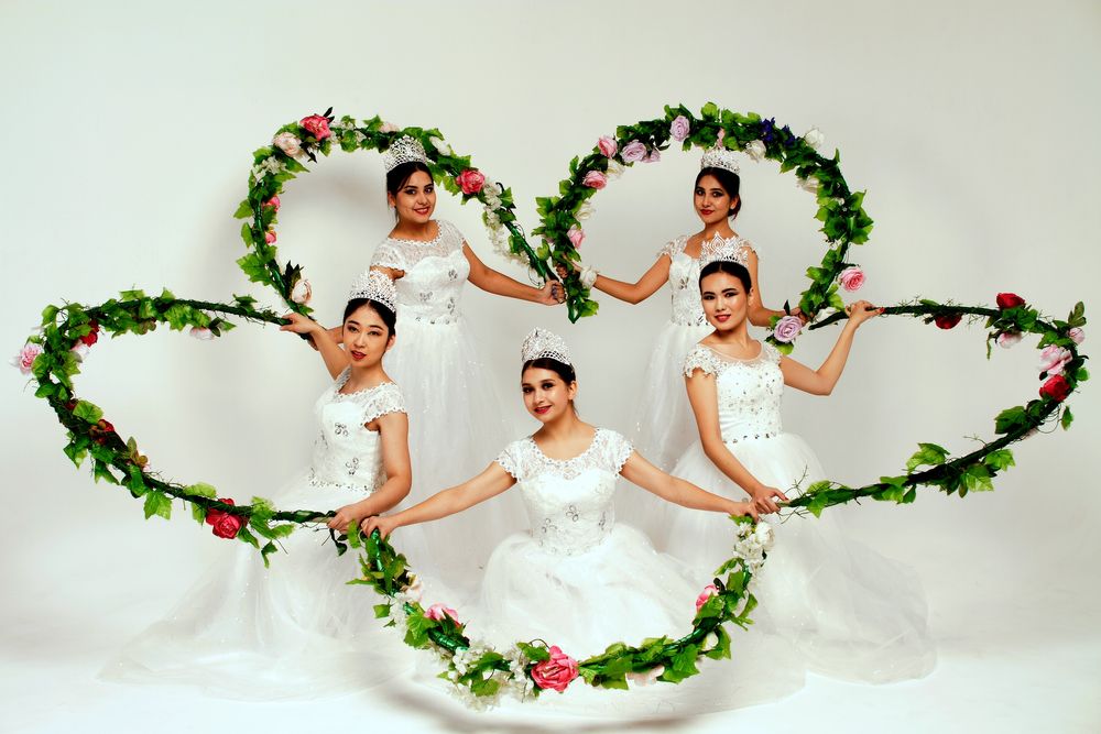 Аренда бальных платьев