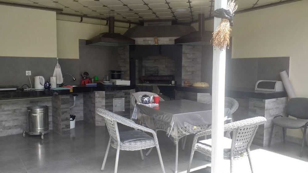 Продаётся своя дача