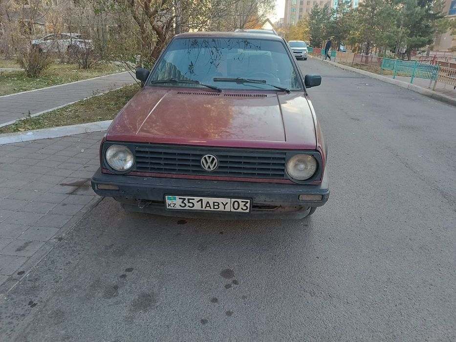 Продам срочно Гольф 2