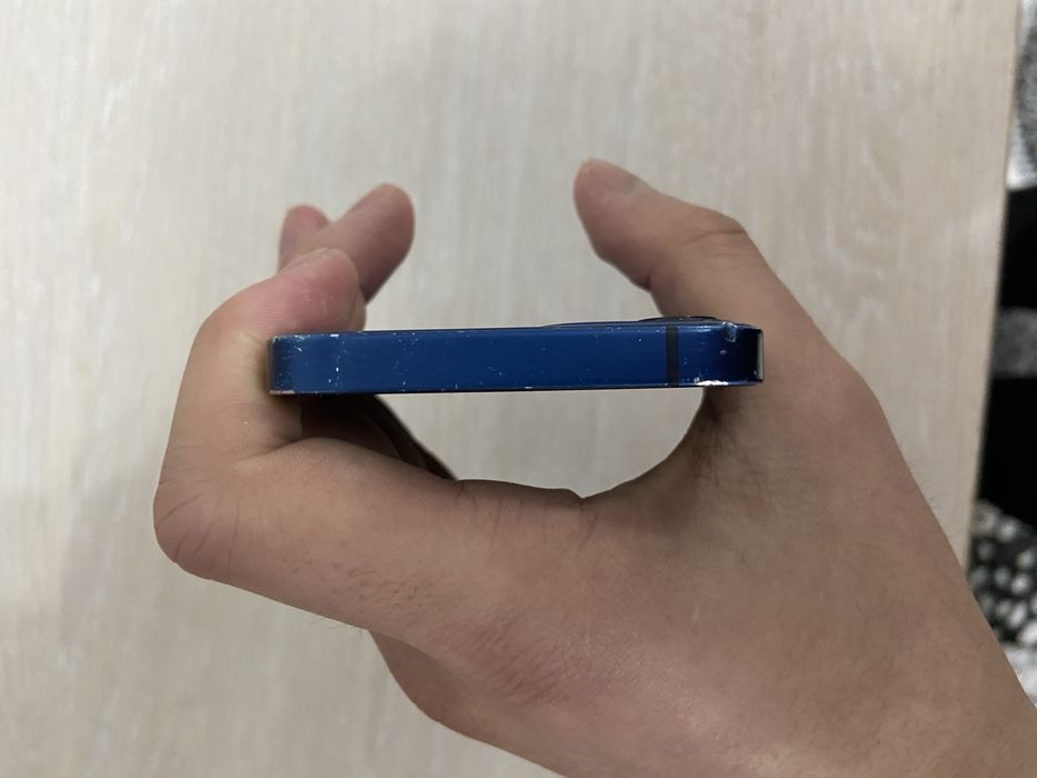 Продам айфон 12 mini 64