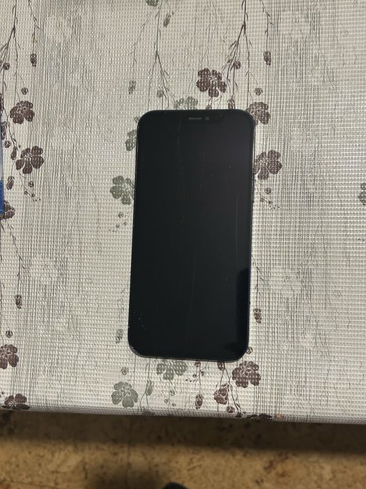 Iphone 12 КАТО НОВ