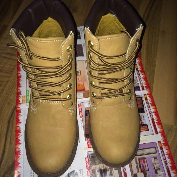 боти,обувки...дамски боти