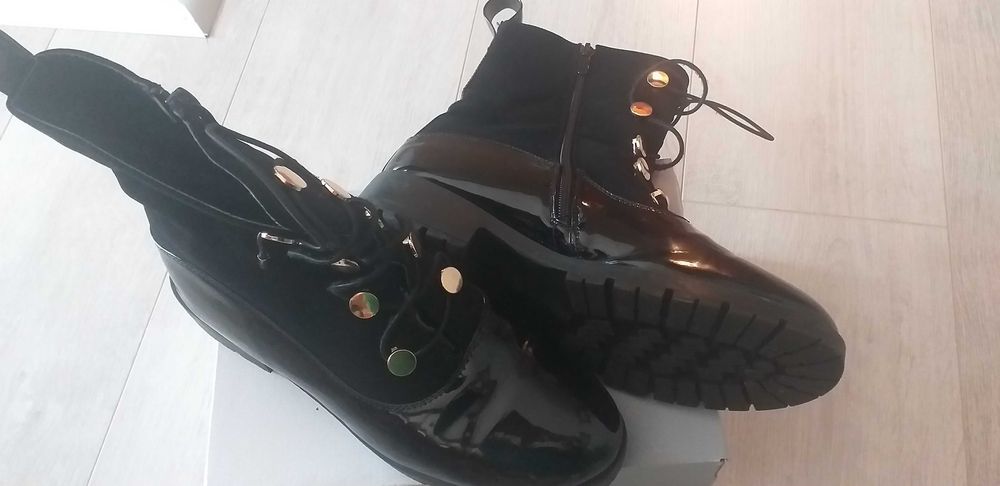 Дамски много красиви боти размер 41 -70лв.