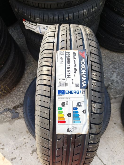 195/65/15 YOKOHAMA  BluEarth-Es